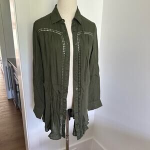 NWOT - Tommy Bahama button down shirt - green